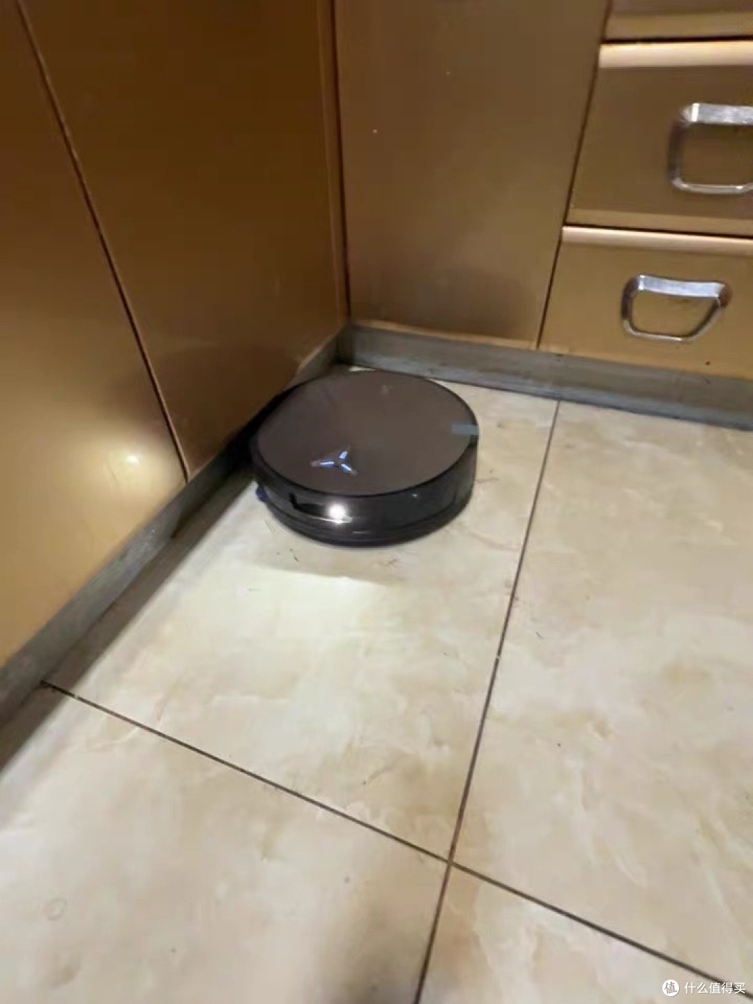 科沃斯X11PRO:智能清洁与毛发处理兼备