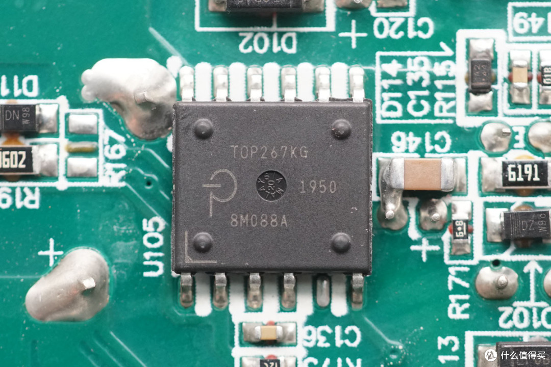 支持 N+1 冗余并联,全汉800W CRPS服务器电源拆解