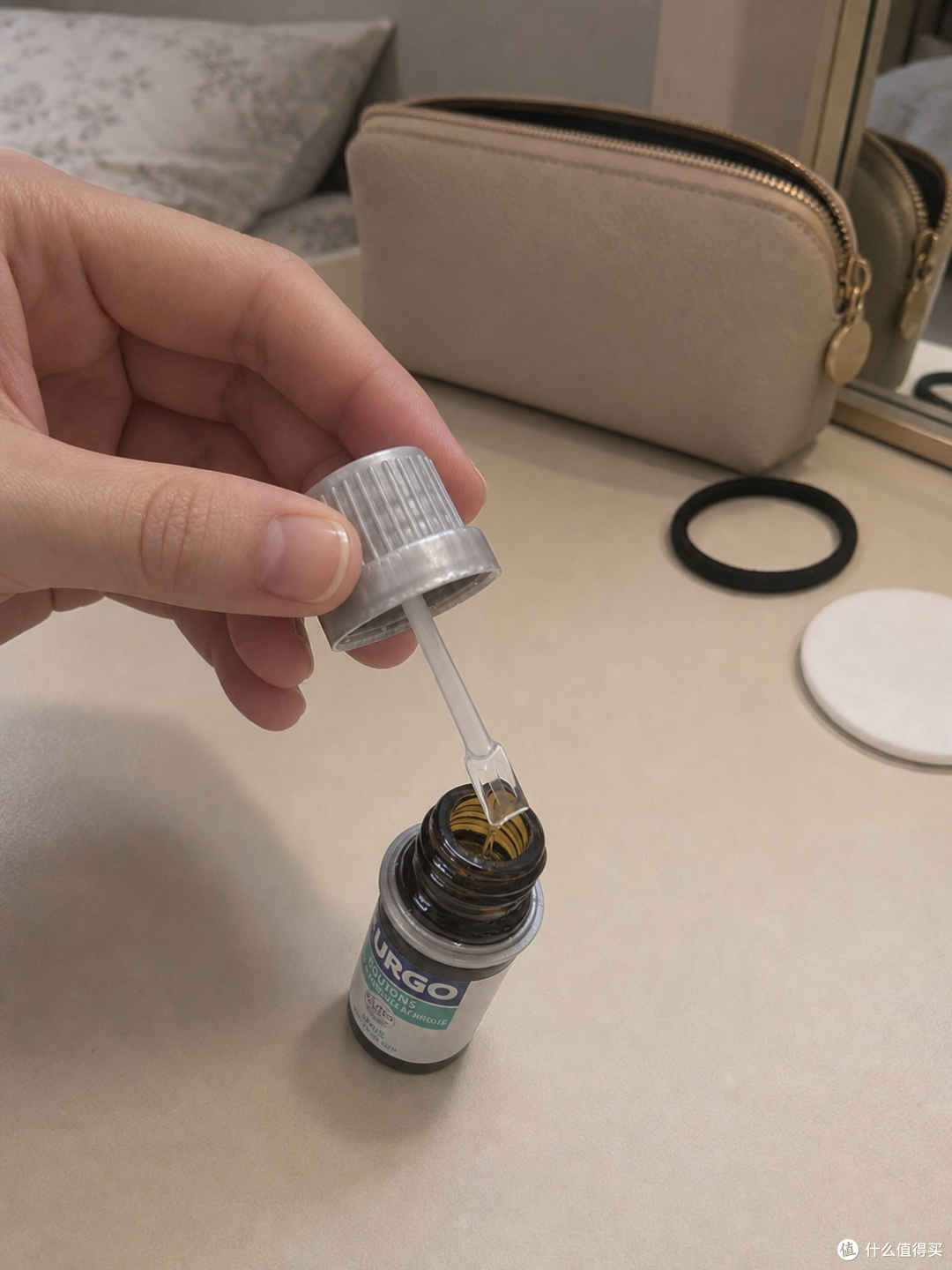 告别边缘卡粉!实测法国“液体痘贴”,连朋友试完都直呼真香