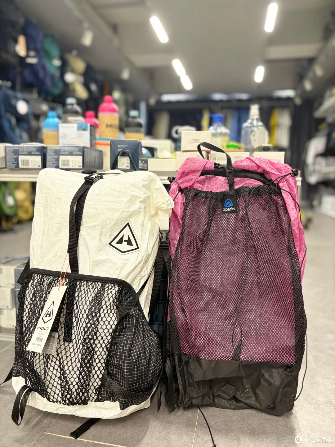 Zpacks 和 HMG,两个 Dyneema 背包品牌的取向完全不同