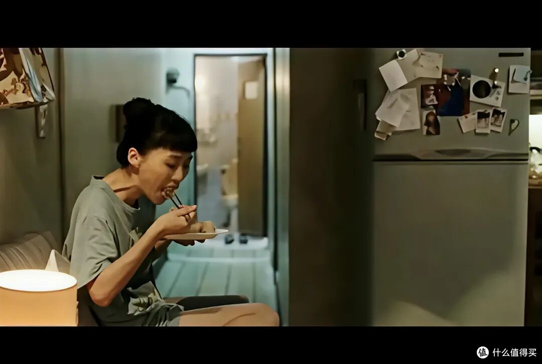 拍透娱乐圈的赤裸肮脏,这部电影太敢了