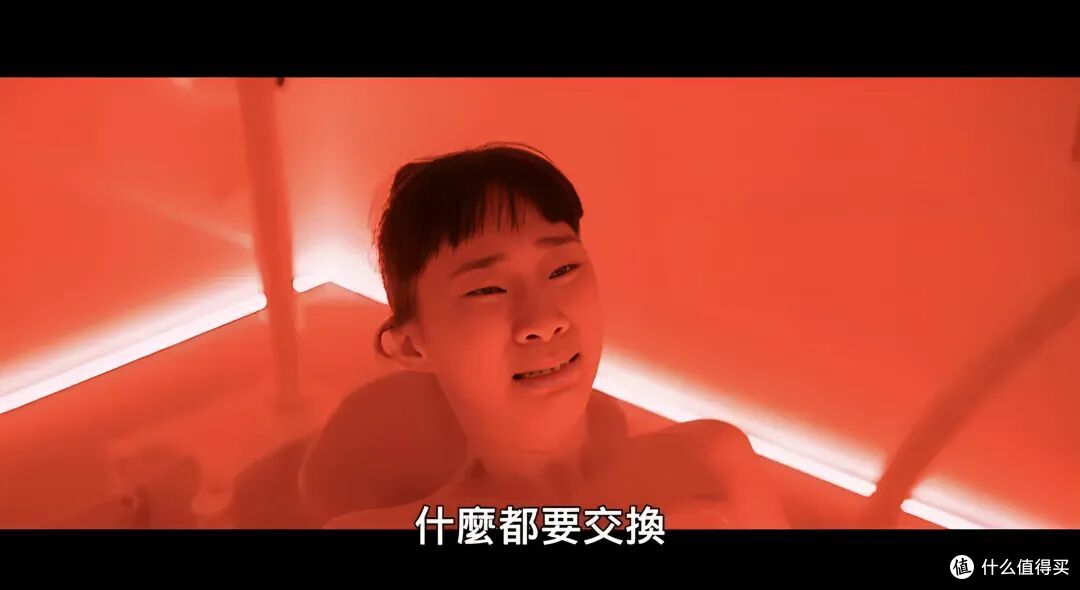 拍透娱乐圈的赤裸肮脏,这部电影太敢了