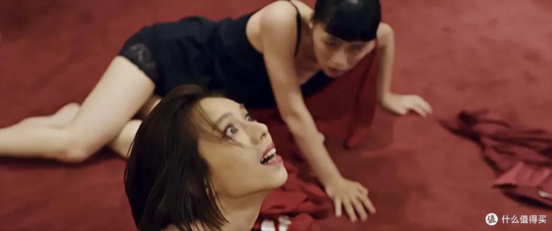 拍透娱乐圈的赤裸肮脏,这部电影太敢了