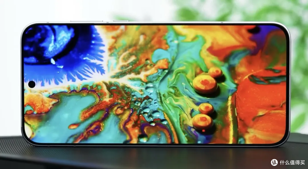 iQOO Z11S与iQOO Neo11至尊版对比:相差988元,选择哪个比较合适