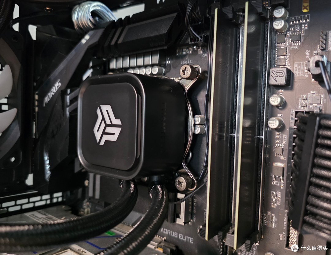 老电脑满血复活!三星颗粒Centremix芯联创 DDR4 3200内存实测