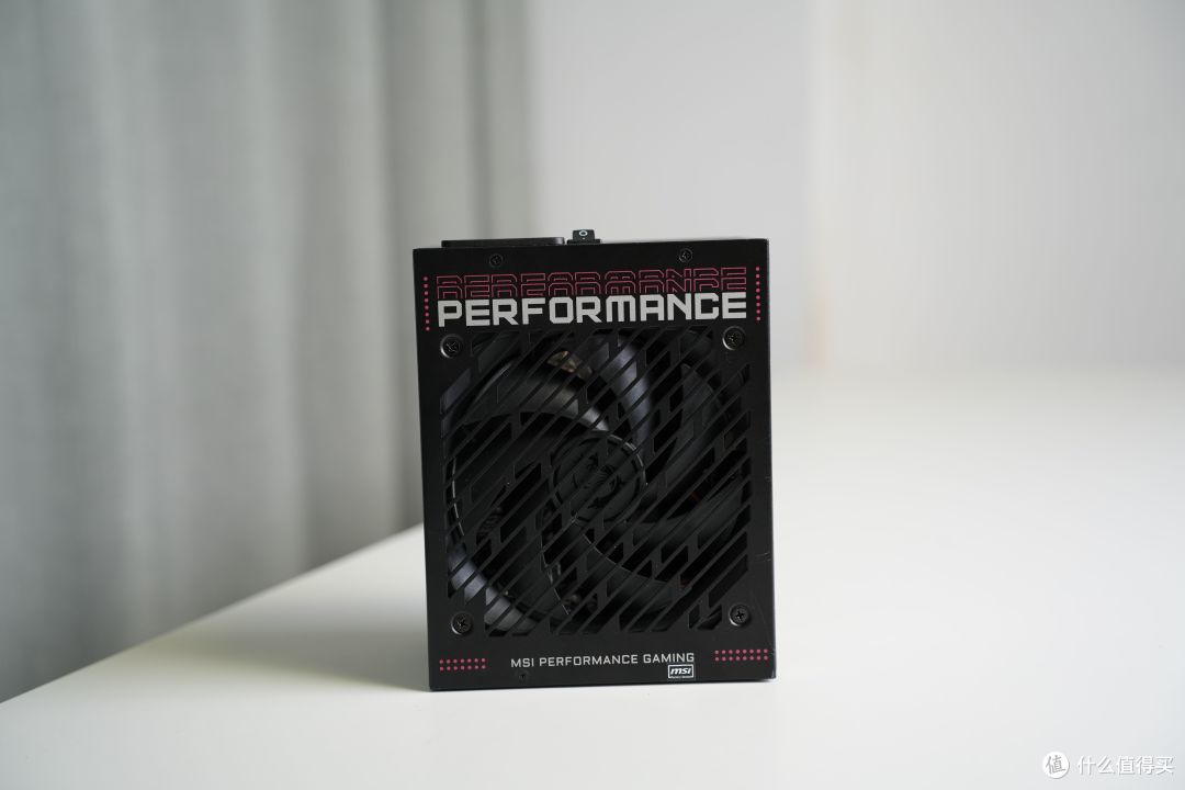 高端显卡守护神,微星MPG AI1300TS PCIE5 月神钛金牌电源实测