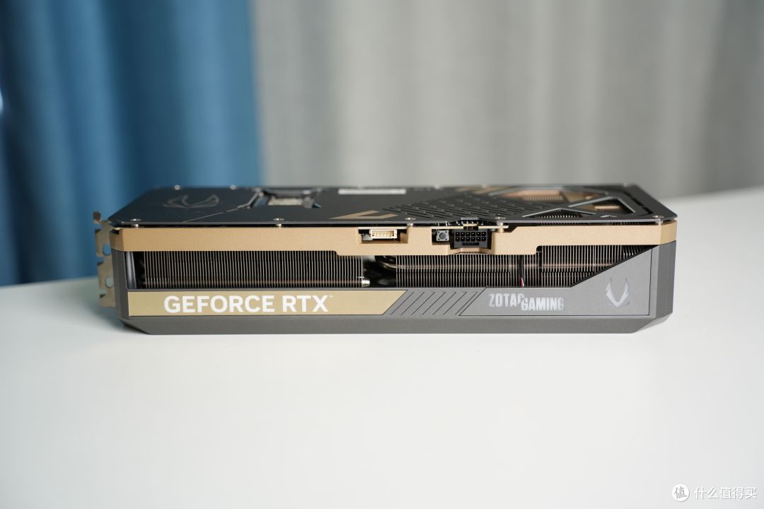 高端显卡守护神,微星MPG AI1300TS PCIE5 月神钛金牌电源实测