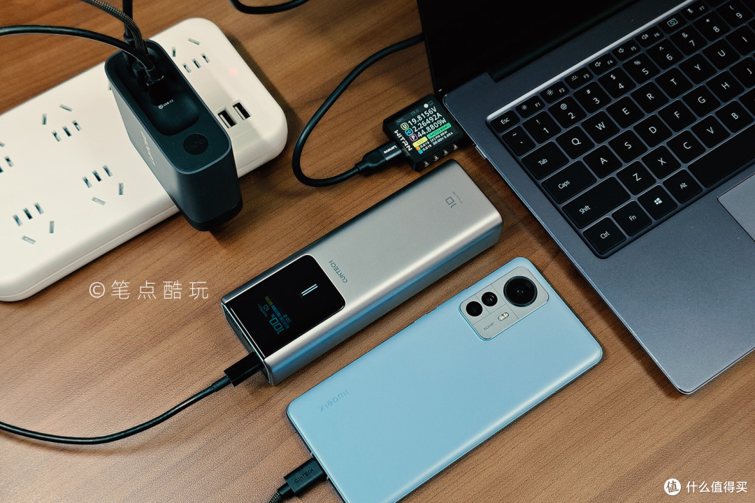 三口150W、重载满速、防漏电静电!300多块的氮化镓快充头好用吗