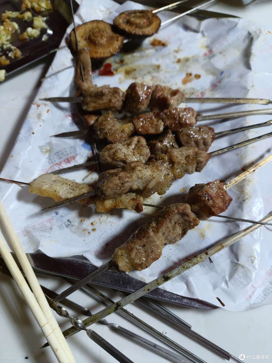这个梅花肉，烤的好好吃呀!