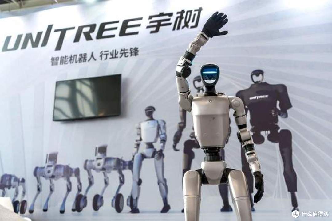 上市当天宇树全员照常上班!网友:干实业的企业,不搞花里胡哨