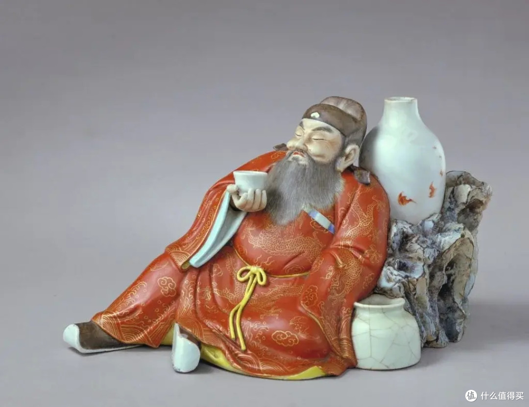 粉彩钟馗醉酒像