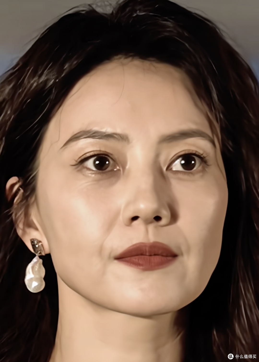 童年女神老了?46岁高圆圆无滤镜生图刷屏,网友:跟变老焦虑和解了