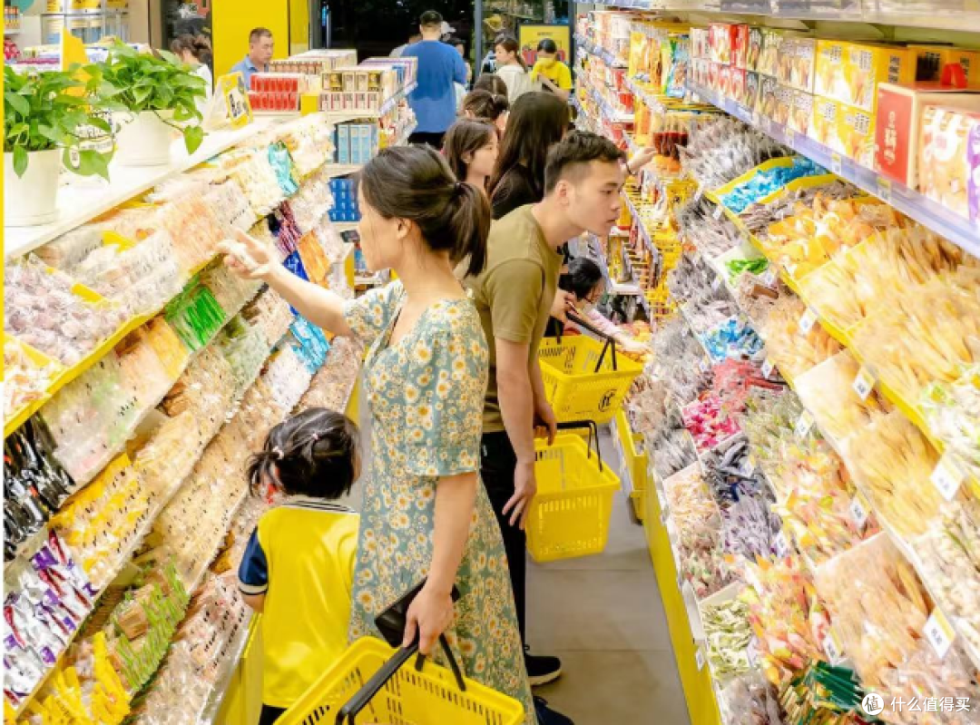 铭零食巨头集体“卖菜”,到底在焦虑什么?