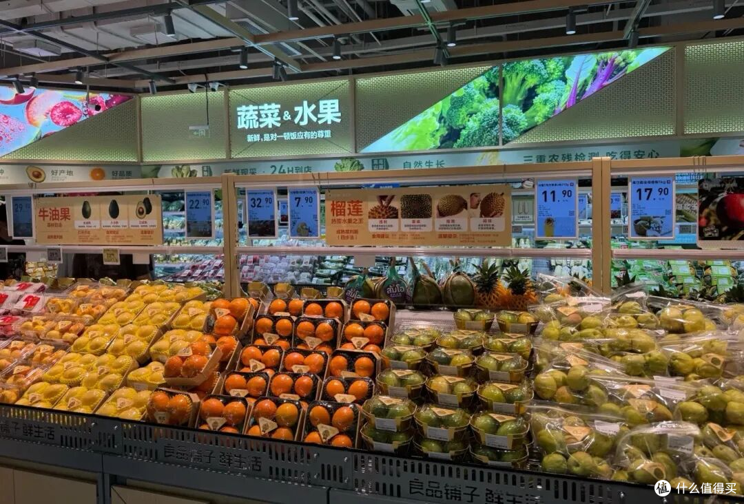 铭零食巨头集体“卖菜”,到底在焦虑什么?