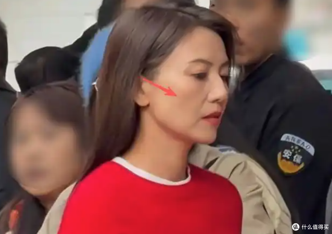 童年女神老了?46岁高圆圆无滤镜生图刷屏,网友:跟变老焦虑和解了