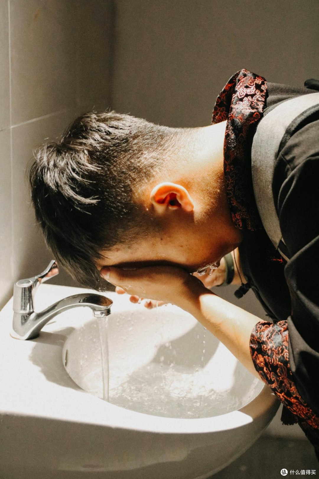 夏天出油长痘还发痒,重新挑了几款男生洗面奶还是看重除螨和控油