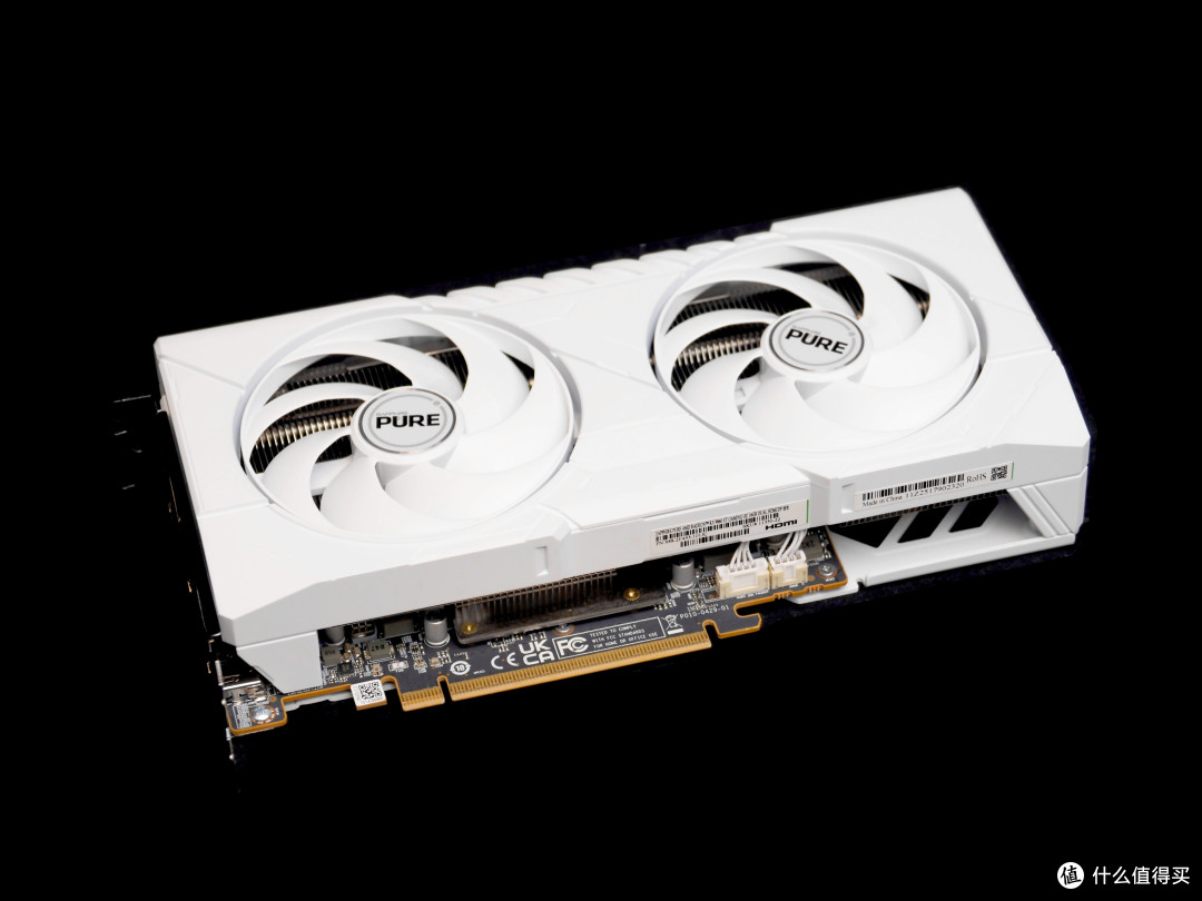 打造自己的更强Steam Machine!锐龙96X+迷你吹雪+9060XT纯白装机