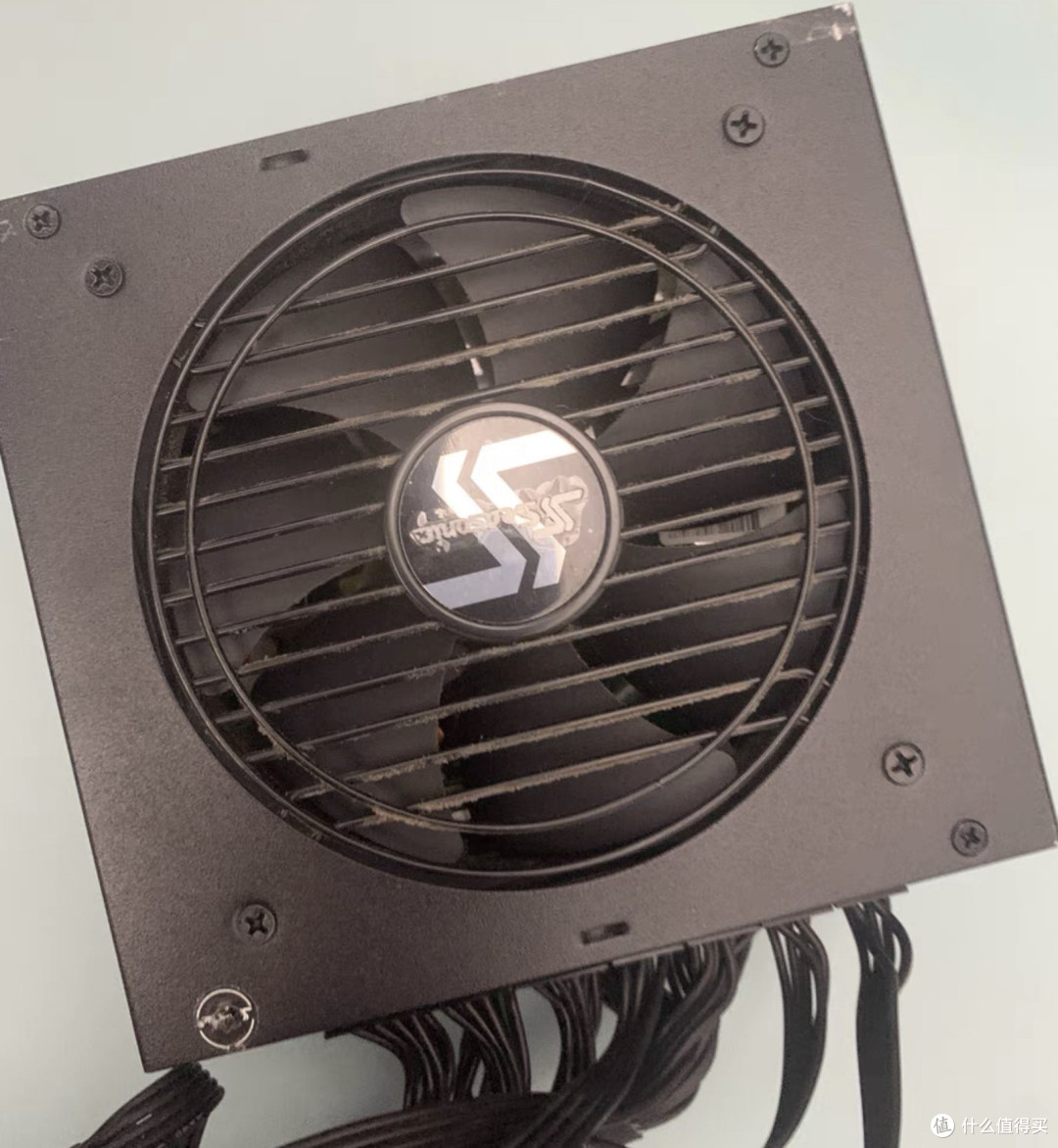大量海韵Focus GX-750涌入闲鱼,280块全新包邮,金牌全模组750W