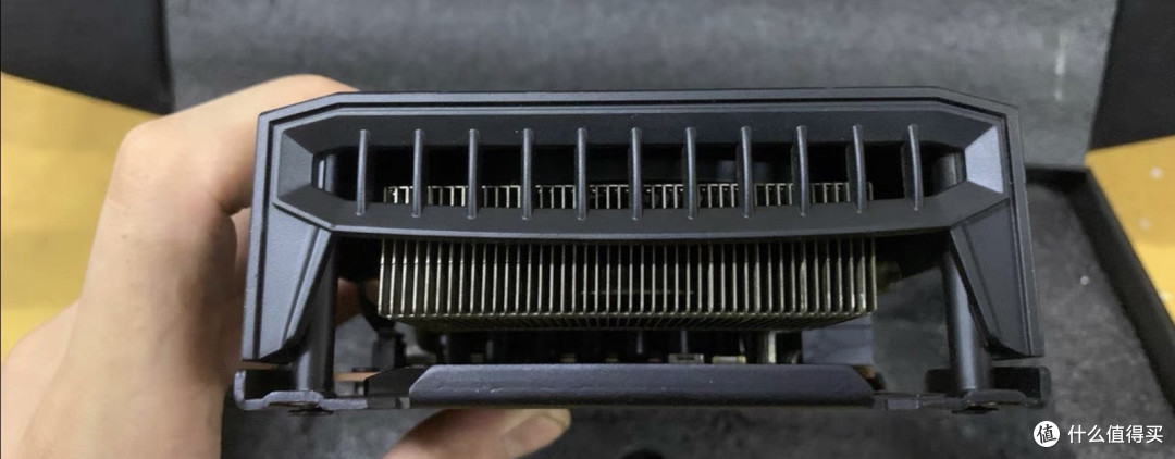 闲鱼大量涌入蓝宝石RX 6600,8G显存1792个流,950块还带一年质保