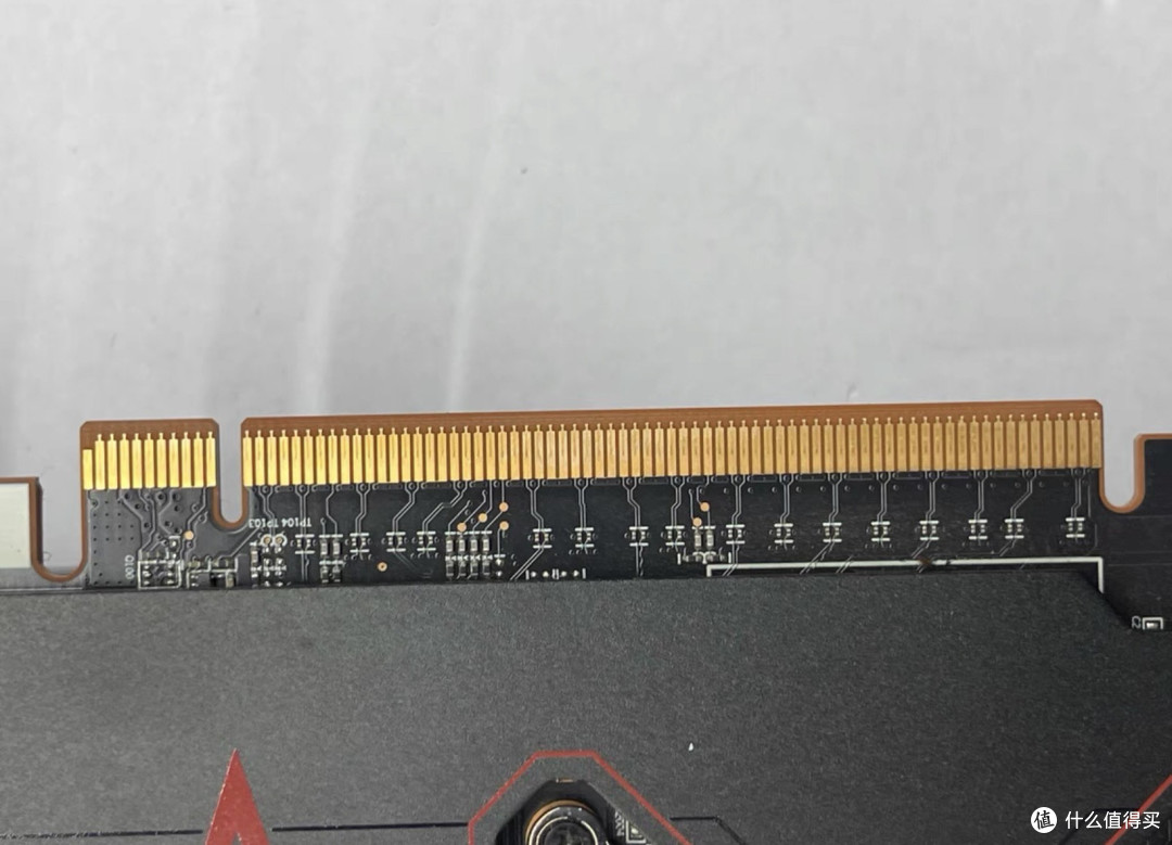 闲鱼大量涌入RX6700 XT ,从3699跌到1200,这价是捡漏还是接盘?