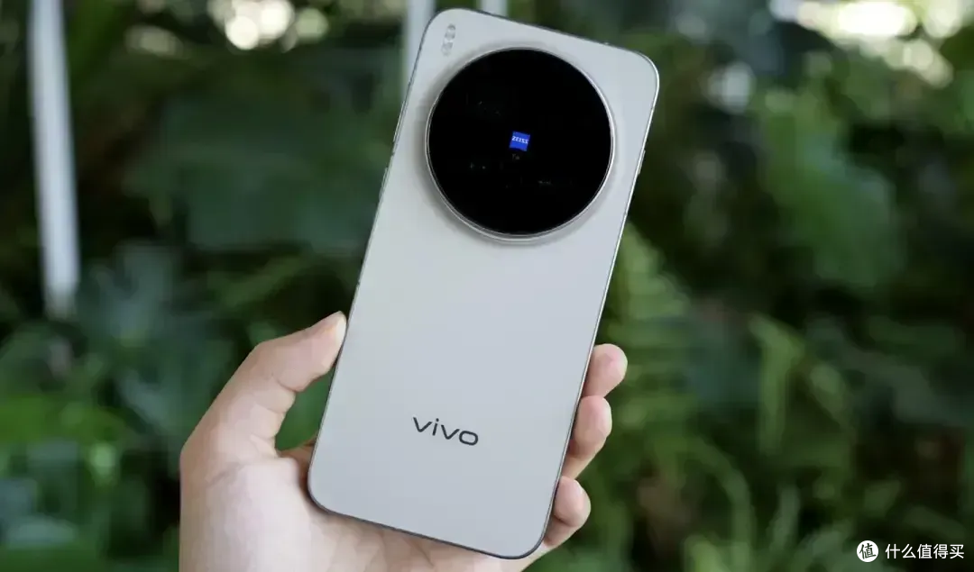 vivo X500系列10月发布:2nm芯片+双2亿像素+8200mAh,5299元起