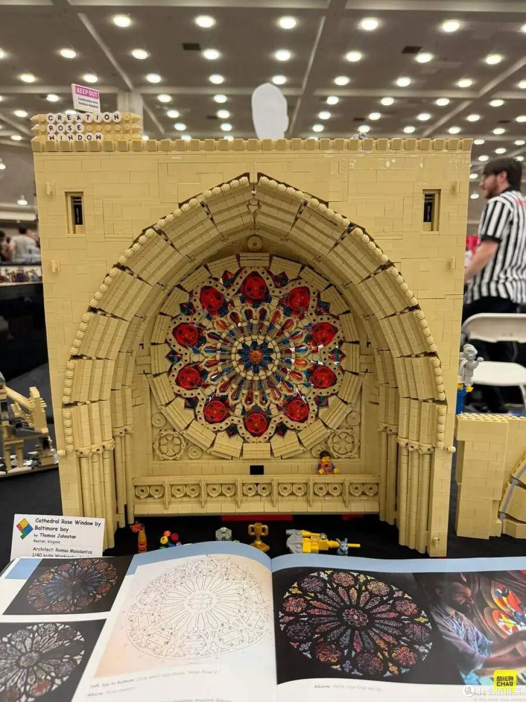 图注｜Tommy BriXz的《Cathedral Rose Window by Baltimore boy》
