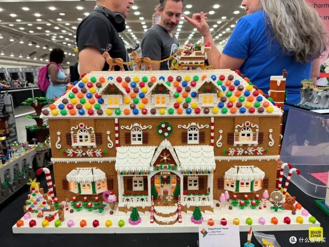 图注｜《Gingerbread House》，另一角度。