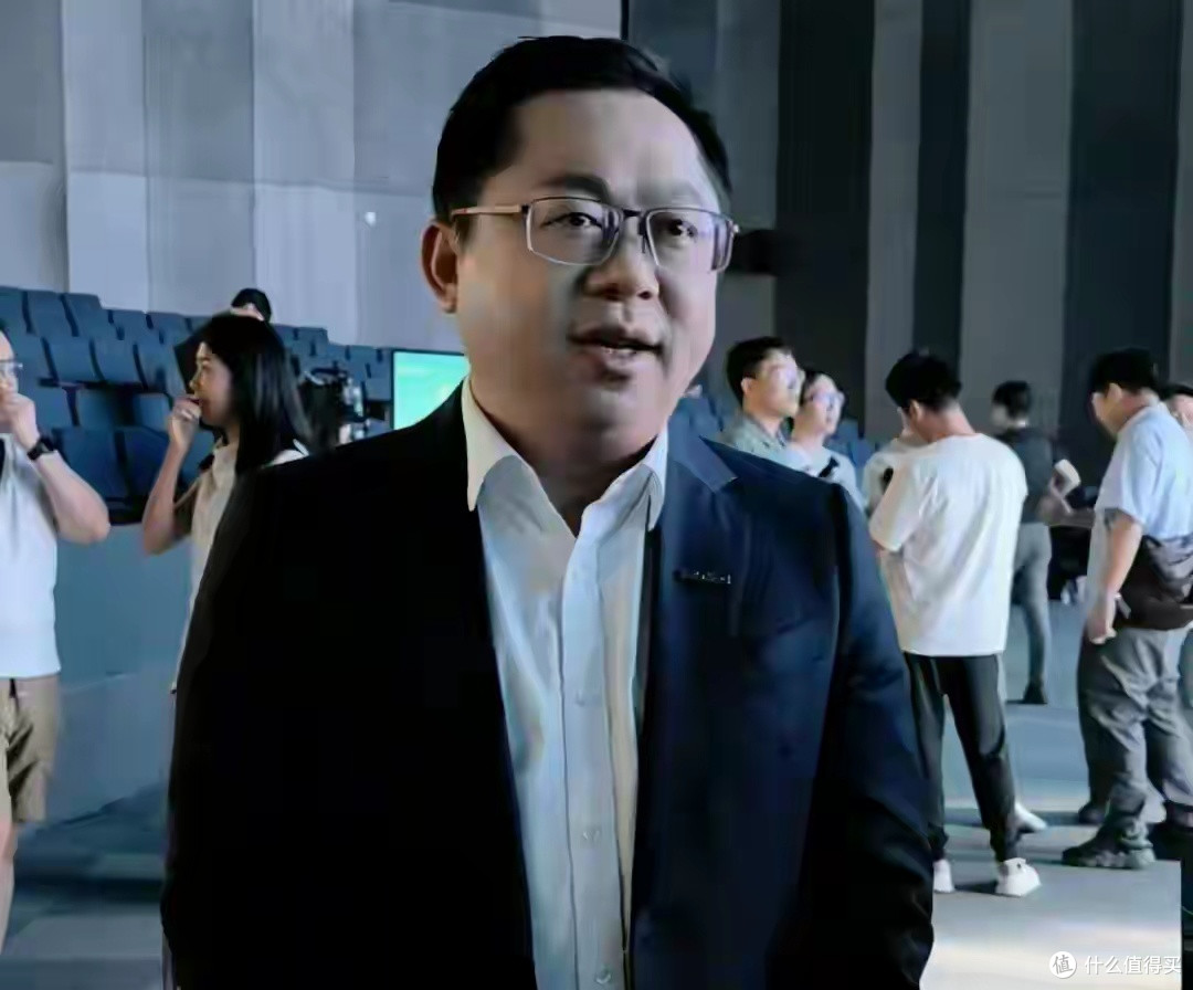 一天两条重磅,比亚迪这次真的不装了!