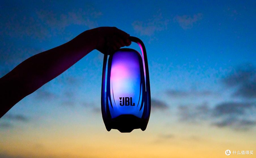 露营氛围感神器|JBL PULSE6音乐脉动六代