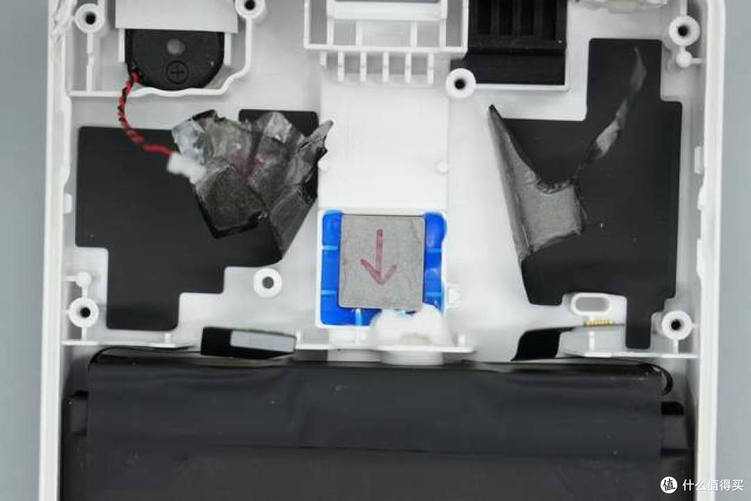 连充电宝都能定位防丢！华为新国标100W移动电源拆解