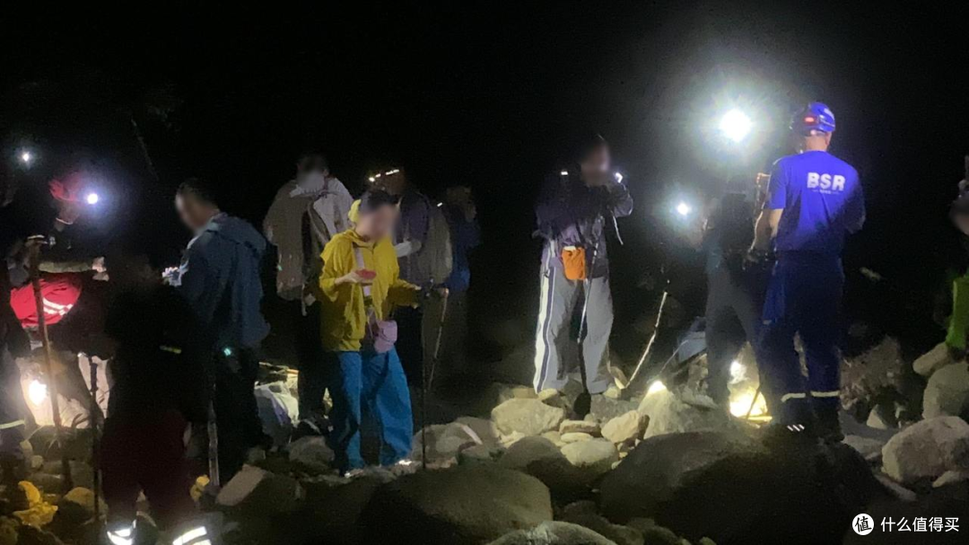 山野备忘录|9 个人在同一天中暑:高温天的山,比你以为的更能“杀人”