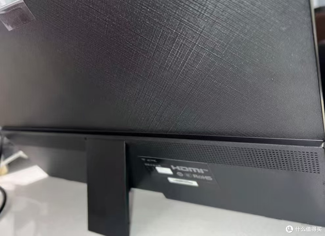 KTC27寸电竞显示器 游戏玩家的高性价比之选