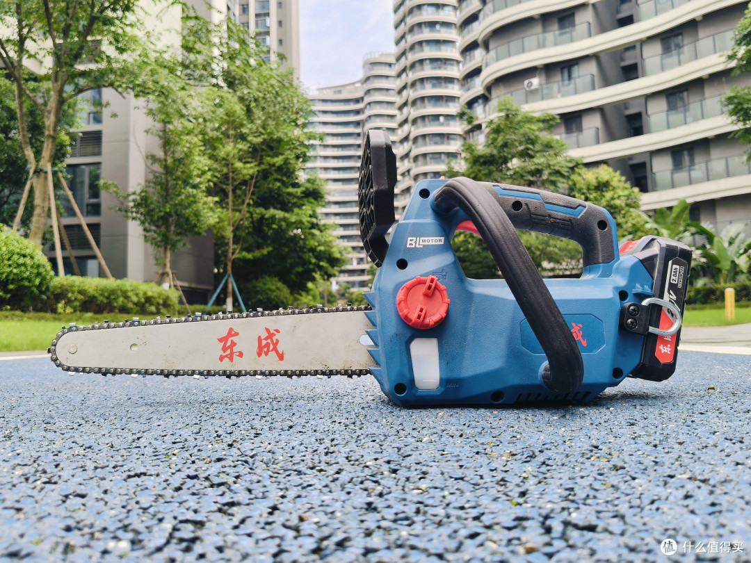 60买到的东成12寸电链锯能用吗?拆解实测~