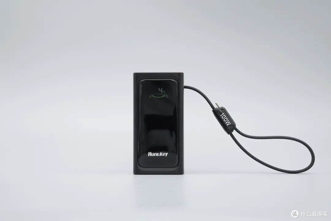 可视化快充体验，航嘉（Huntkey）高能X100充电宝评测