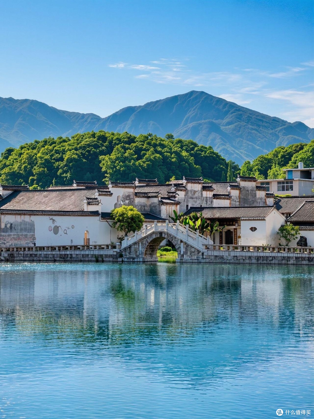 秋日私藏路线:山野古镇湖畔