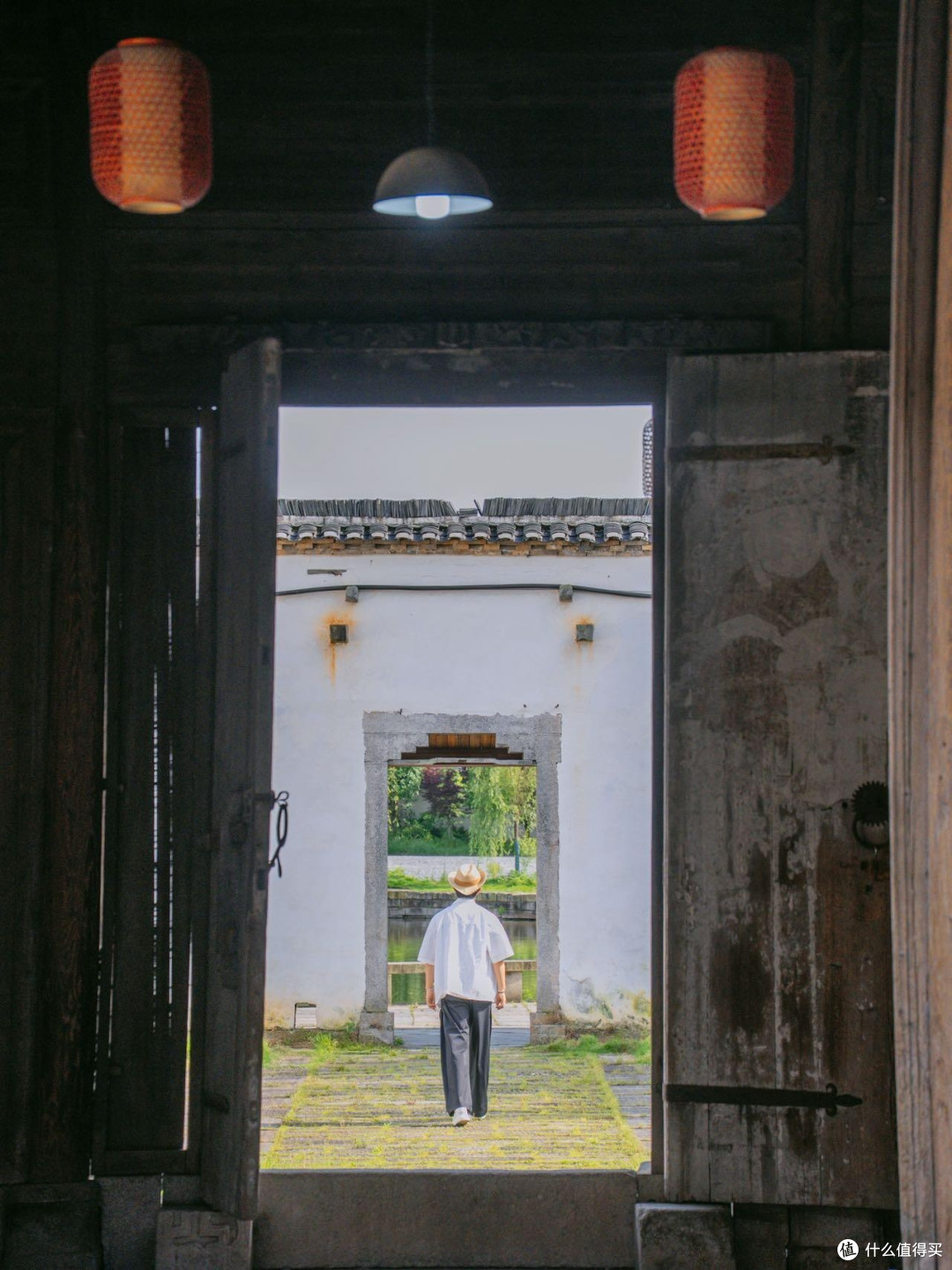 秋日私藏路线:山野古镇湖畔
