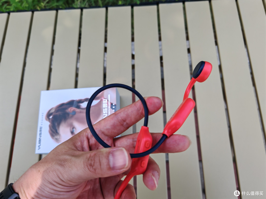 园世X7骨传导耳机深度实测｜游泳跑步都能用，运动耳机上手体验