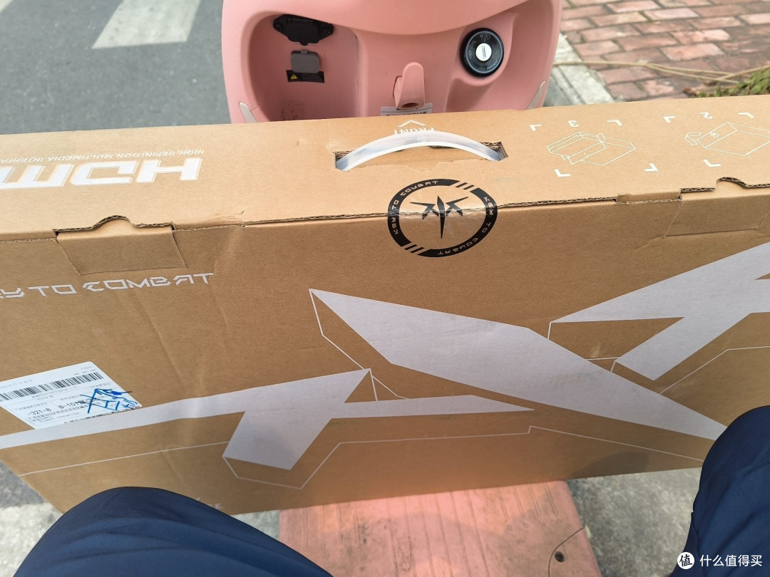 十年旧屏换新!KTC大师27M1 Pro三角洲电竞显示器使用体验