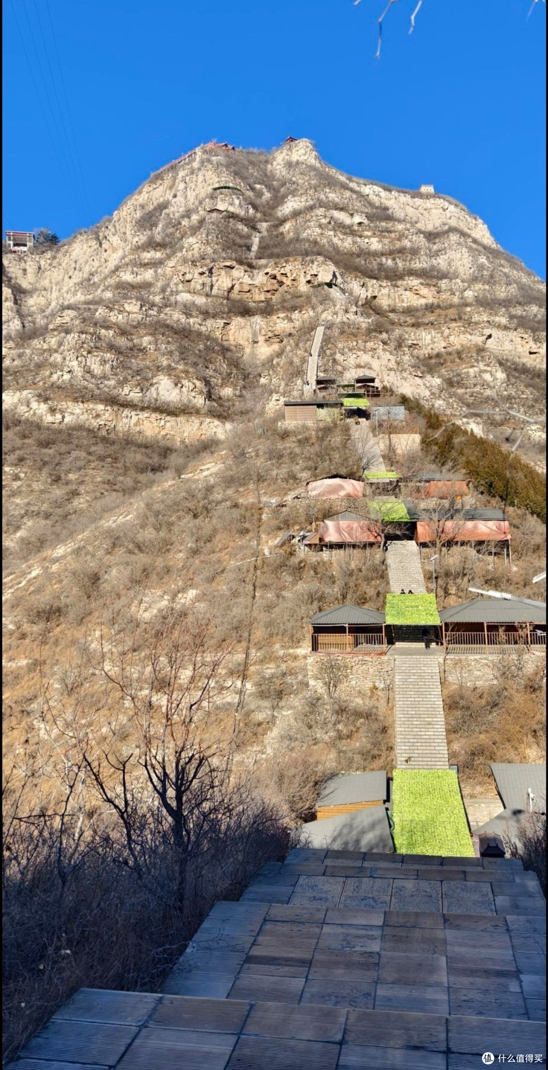 秋日登抱犊寨，赏山野秋景
