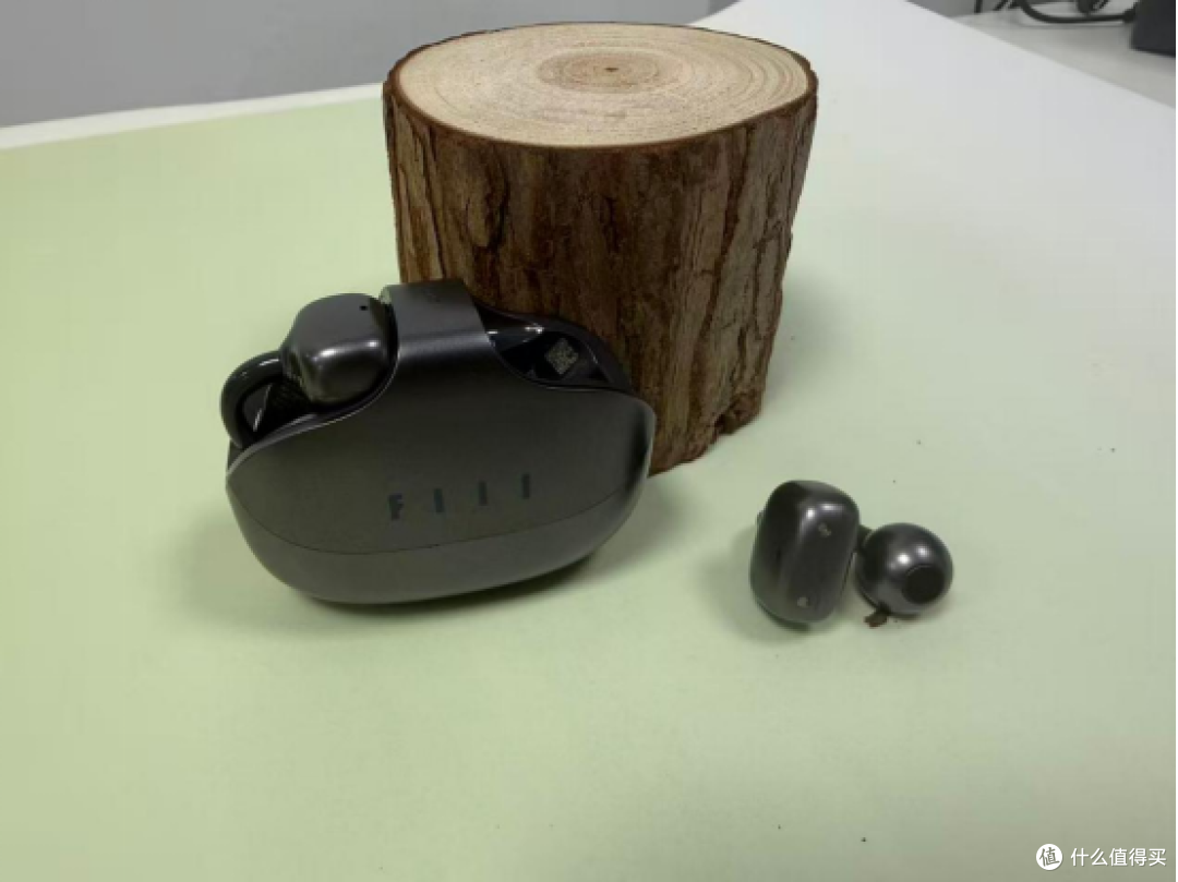 买耳夹式耳机最推荐哪个品牌?最建议买的性价比耳夹式耳机推荐