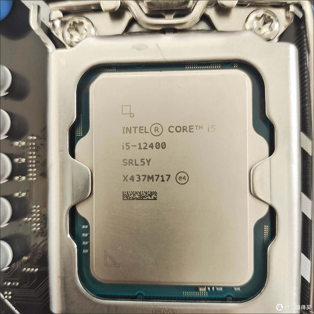 涨价潮下逆袭！i5-12400F+RTX 3060 Ti，这套性价比神机杀疯了