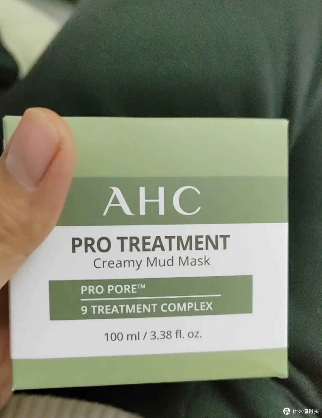 毛孔粗大怎么改善?4 款清洁泥膜真实测评,敷出细腻肌
