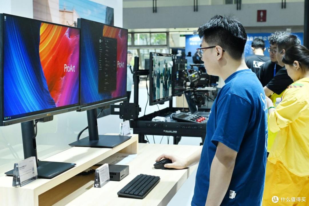 华硕ProArt外设装备亮相BIRTV 2026,打造创作者高效桌搭方案
