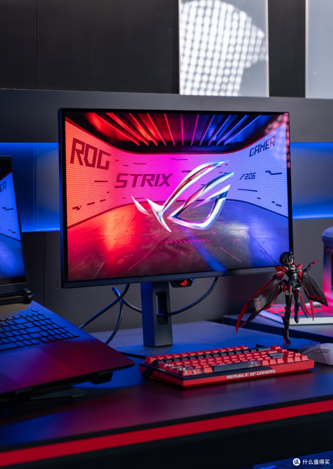 ROG XG27AQDMES:240Hz+QD-OLED,我的游戏画面终于没有拖影了