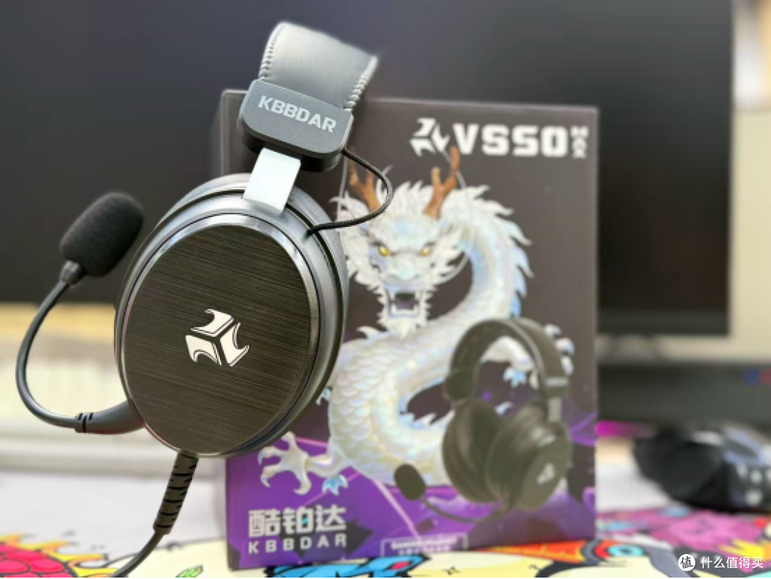听声辨位真的能练?我们用这耳机做了个CS2定位测试,结果惊了
