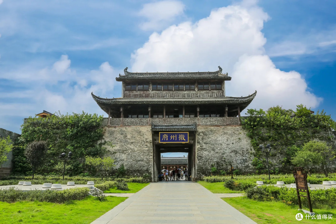 徽州古城:历史与烟火交织