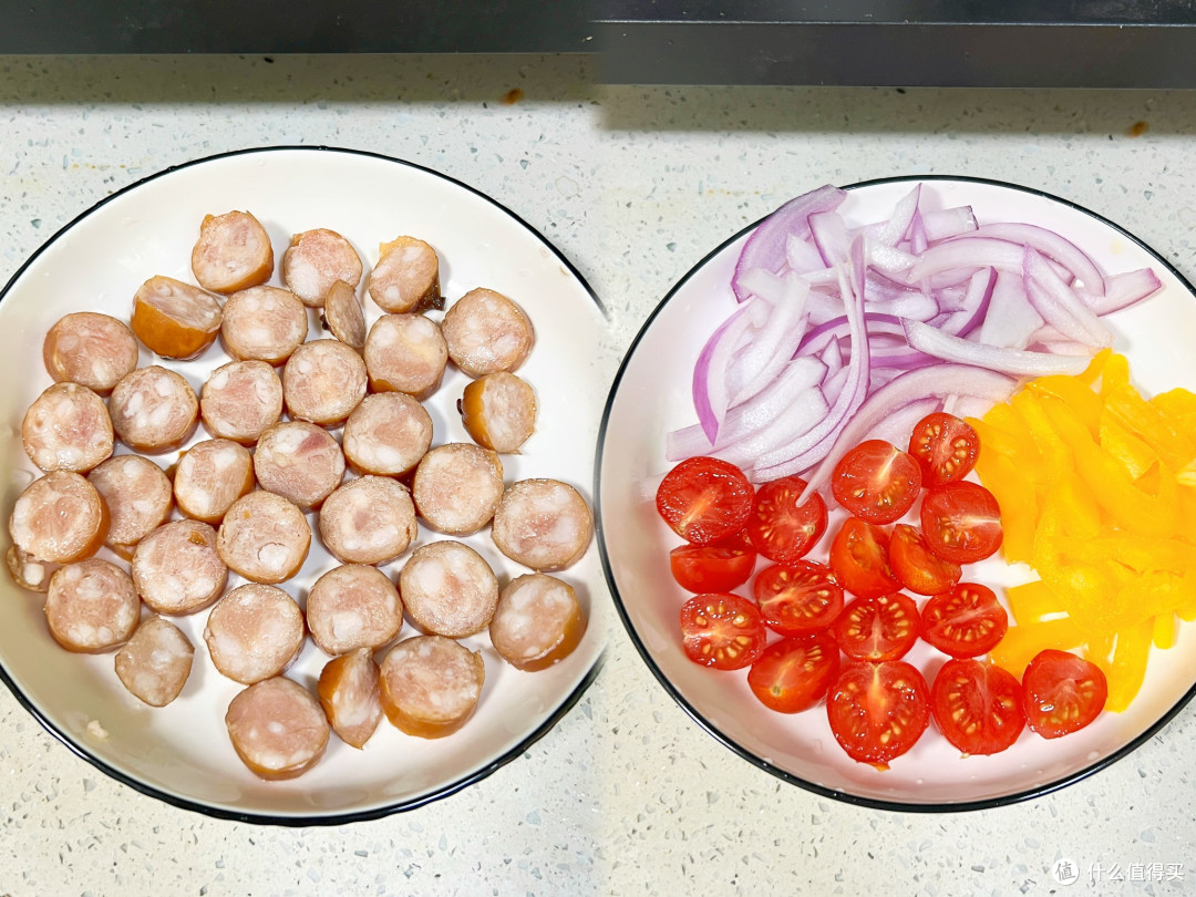 下班烟火气治愈时刻🍕纯手搓披萨,貌不惊人味绝了