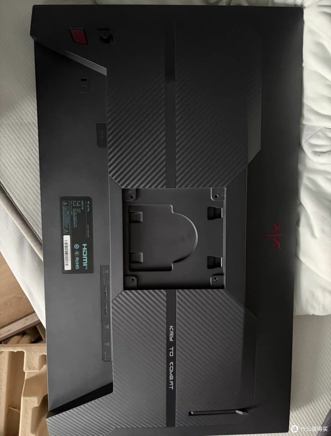 400Hz是噱头还是真香?0.5ms+100档OD,FPS玩家的终极外挂?