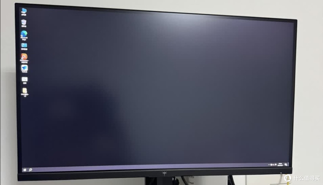 KTC 27英寸4K显示器兼顾电竞办公