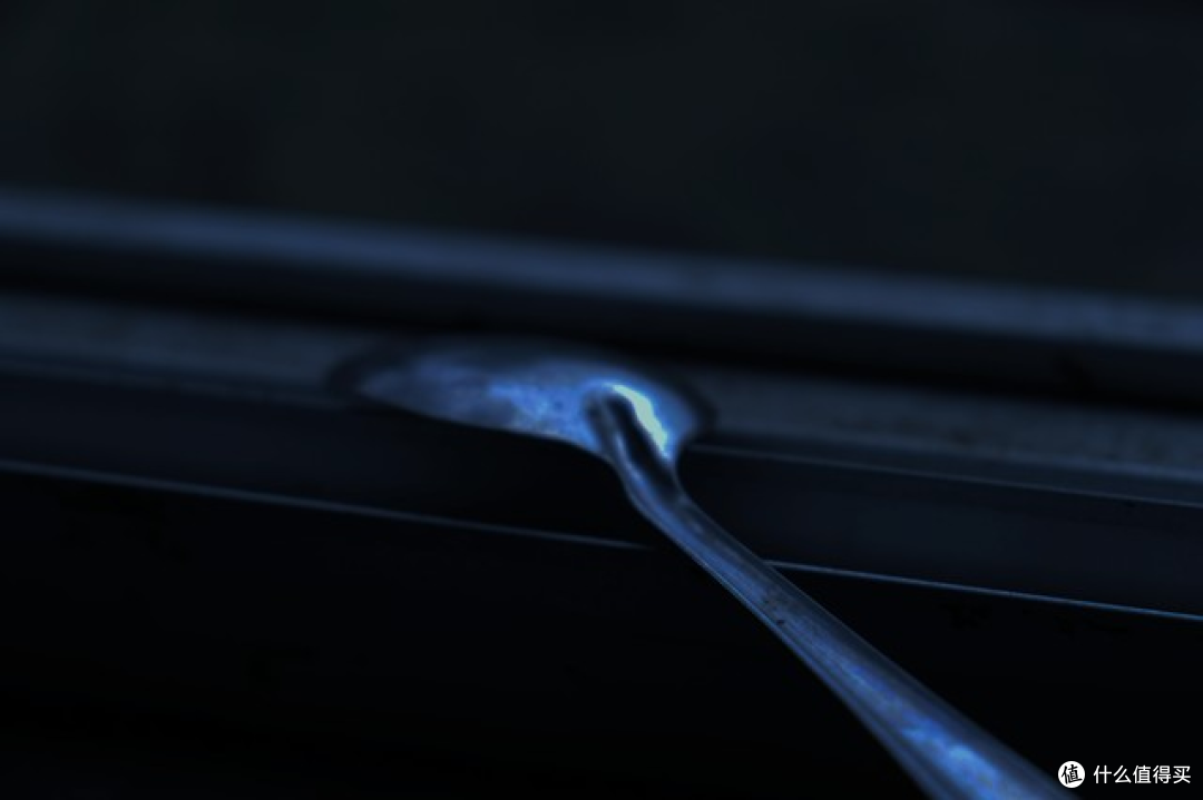 数码发烧友与摄影师的噩梦:别让防潮毁了你的昂贵镜头与设备!
